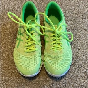 Women’s asic running shoes